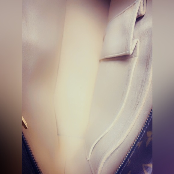 Authentic Louis Vuitton Monogram Luco Tote - Picture 16 of 17